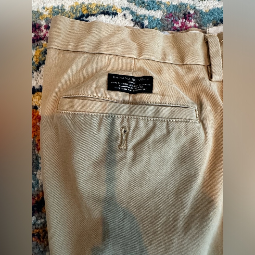 Banana Republic Men’s Emerson Chinos